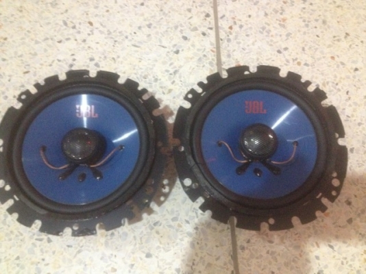ลำโพง 6นิ้ว2ทาง JBL ของเก่าญี่ปุ่นเเท้สภาพสวยเสียงดีคู่ละ