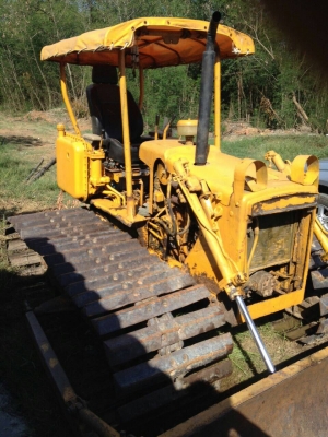 ขายแทรกเตอร์ D20-3 สภาพพร้อมใช้  ติดต่อได้ ที่คุณ อ๊อฟ พิจิตร 086-737-9991