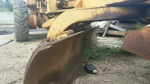 ขายรถเกรด CAT 12G สภาพสวยพร้อมใช้ ราคาต่อรองได้ ติดต่อได้ที่คุณ อ๊อฟ พิจิตร 086-737-9991 ขายรถเกรด CAT 12G สภาพสวยพร้อมใช้ ราคาต่อรองได้ ติดต่อได้ที่คุณ อ๊อฟ พิจิตร 086-737-9991