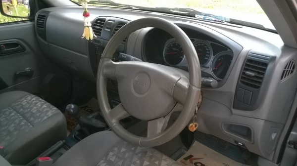 ขาย ISUZU DMAX 2.5 SX ปี 2006/2549 เครื่องดี คัสซีสวย พาวเวอร์ แอร์เย็น ทะเบียนพร้อมโอน ราคาต่อรองได้