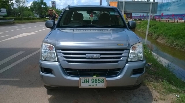ขาย ISUZU DMAX 2.5 SX ปี 2006/2549 เครื่องดี คัสซีสวย พาวเวอร์ แอร์เย็น ทะเบียนพร้อมโอน ราคาต่อรองได้