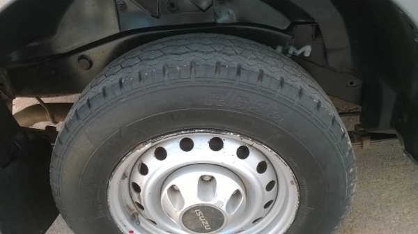 ขาย ISUZU DMAX 2.5 SX ปี 2006/2549 เครื่องดี คัสซีสวย พาวเวอร์ แอร์เย็น ทะเบียนพร้อมโอน ราคาต่อรองได้