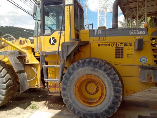 ขายรถตักWA350-3 สภาพสวยพร้อมใช้ ที่คุณอ๊อฟ พิจิตร 086-737-9991 ขายรถตักWA350-3 สภาพสวยพร้อมใช้ ที่คุณอ๊อฟ พิจิตร 086-737-9991