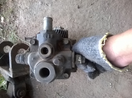 ปั๊มลมใส่EP100หรือEM100