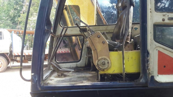 ขาย KOBELCO SK120 m3 สภาพสวยพร้อมใช้ ติดต่อได้ที่คุณ อ๊อฟ พิจิตร 086-737-9991 ขาย KOBELCO SK120 m3 สภาพสวยพร้อมใช้ ติดต่อได้ที่คุณ อ๊อฟ พิจิตร 086-737-9991