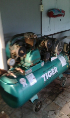 ขอขายปั๊มลม ไทเกอร์ พร้อมใช้งาน ขอขายปั๊มลม ไทเกอร์ พร้อมใช้งาน
