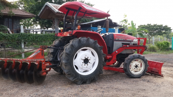 ขายยันม่า สภาพดีพร้อมใช้อุปกร.2. ชิ้น235000ครับ