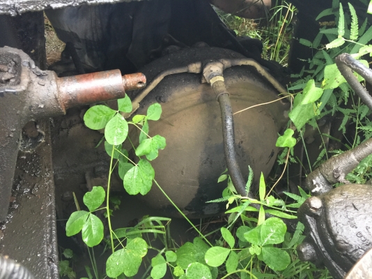 ขายซากรถHINO SG221L-10696...6ล้อใหญ่ ยาง900-20 มีคัสซี คานหน้า เฟืองท้าย ล้อยางกระทะ5ชุด.เล่ททะเบียนพร้อมชุดโอน..ครบ