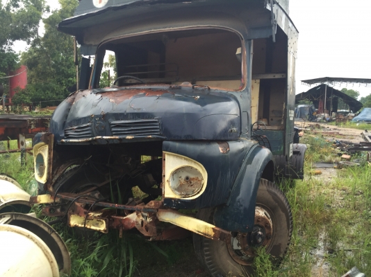 ขายซากรถHINO SG221L-10696...6ล้อใหญ่ ยาง900-20 มีคัสซี คานหน้า เฟืองท้าย ล้อยางกระทะ5ชุด.เล่ททะเบียนพร้อมชุดโอน..ครบ