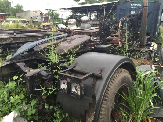 ขายซากรถHINO SG221L-10696...6ล้อใหญ่ ยาง900-20 มีคัสซี คานหน้า เฟืองท้าย ล้อยางกระทะ5ชุด.เล่ททะเบียนพร้อมชุดโอน..ครบ