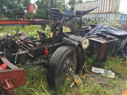 ขายซากรถHINO SG221L-10696...6ล้อใหญ่ ยาง900-20 มีคัสซี คานหน้า เฟืองท้าย ล้อยางกระทะ5ชุด.เล่ททะเบียนพร้อมชุดโอน..ครบ