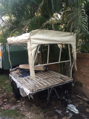 ขายกระบะs100 พร้อมโครงหลังคาเก่าญี่ปุ่น มีฝาข้างให้ครบนะครับ  ราคา5500บาท ดูของพระราม2