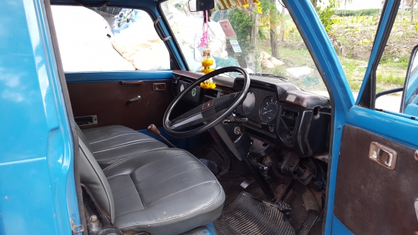 ขาย Toyata Bu30 เครื่อง 100 แรง กะบะเหล็กพื้นไม้สวย ยาว 4.20 เมตร