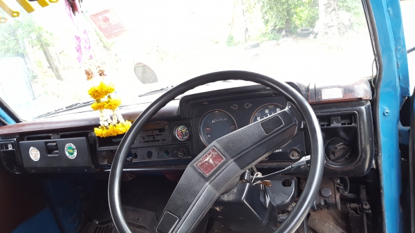 ขาย Toyata Bu30 เครื่อง 100 แรง กะบะเหล็กพื้นไม้สวย ยาว 4.20 เมตร