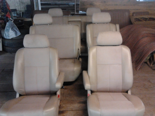 เบาะรถ. Toyota Gtanvia