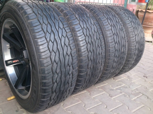 ขายแม็ก 6รูขอบ20 พร้อมยางFALKEN 265/50R20 MADE IN JAPEN ปี13 ดอกยางหนาสดนิ่มลึกเท่ากันไม่ร้าวไม่แตกลายใช้งานน้อยมาก(สภาพ90\%) ยางสวยมาก จำนวน 1 ชุด