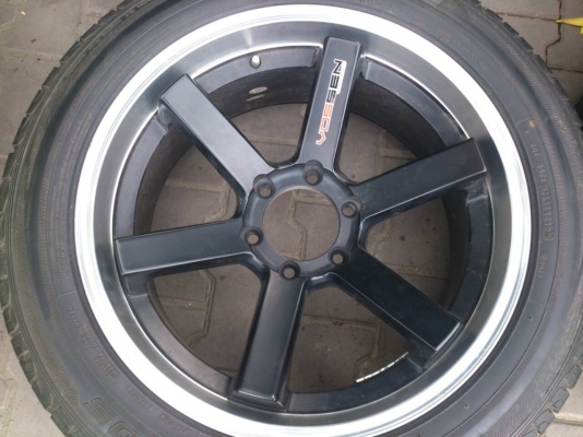 ขายแม็ก 6รูขอบ20 พร้อมยางFALKEN 265/50R20 MADE IN JAPEN ปี13 ดอกยางหนาสดนิ่มลึกเท่ากันไม่ร้าวไม่แตกลายใช้งานน้อยมาก(สภาพ90\%) ยางสวยมาก จำนวน 1 ชุด