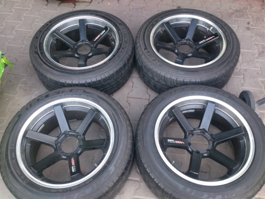 ขายแม็ก 6รูขอบ20 พร้อมยางFALKEN 265/50R20 MADE IN JAPEN ปี13 ดอกยางหนาสดนิ่มลึกเท่ากันไม่ร้าวไม่แตกลายใช้งานน้อยมาก(สภาพ90\%) ยางสวยมาก จำนวน 1 ชุด