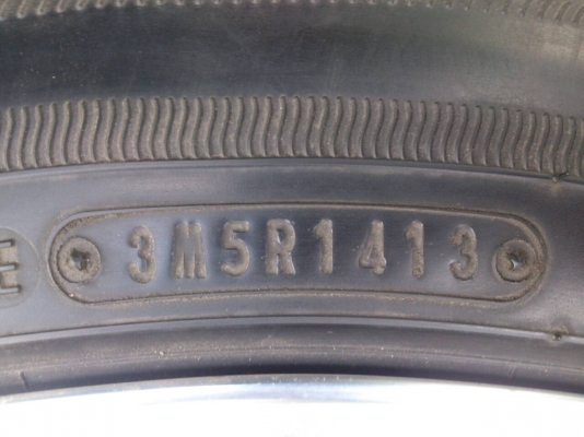 ขายแม็ก 6รูขอบ20 พร้อมยางFALKEN 265/50R20 MADE IN JAPEN ปี13 ดอกยางหนาสดนิ่มลึกเท่ากันไม่ร้าวไม่แตกลายใช้งานน้อยมาก(สภาพ90\%) ยางสวยมาก จำนวน 1 ชุด