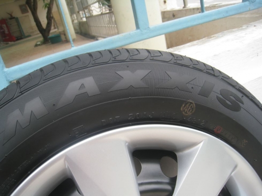 ขายกะทะล้อ Nissan march 14" 4รู 100 +ฝาครอบ+ ยาง ปี 4812 (081-3747940)