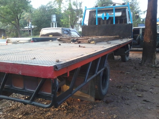 ฝากนำเสนอหกล้อKMยาว5เมตร เครื่องQ100 6สูบพื้นเหล็กเรียบครัดซีดีเครื่องดีมาก ฝากนำเสนอหกล้อKMยาว5เมตร เครื่องQ100 6สูบพื้นเหล็กเรียบครัดซีดีเครื่องดีมาก