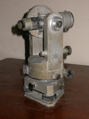 ขายกล้องสำรวจเก่าครับพร้อมกล่อง