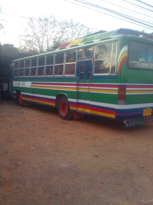 ขายรถบัส10เมตร ISUZU ทั้่งชุด เครื่อง6BD1 TURBO สภาพรถเนี๊ยบสุดๆใช้งานได้เลย