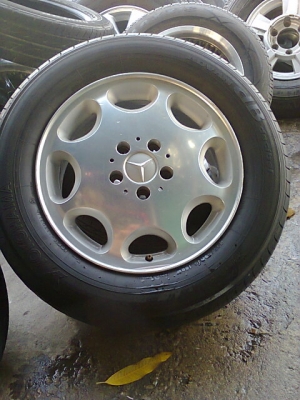 ขายล้อBENZขอบ16 พร้อมยางyoko db 16500 0806260417
