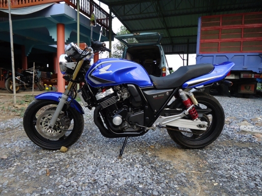 ขายคับ cb 400  ปี 95 อินวอย และsteed 400  ถังใหญ่  สภาพดีพร้อมใช้