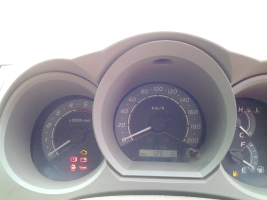 ขายด่วน TOYOTA VIGO 2.5  4ประตู สภาพสวย เดิมๆ ป.ชั้น 1ไมล์1280000 ปี 2007 สนใจติดต่อ  นัท 083-6333393