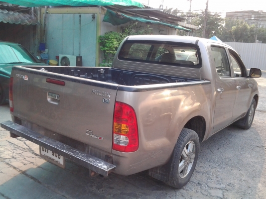 ขายด่วน TOYOTA VIGO 2.5  4ประตู สภาพสวย เดิมๆ ป.ชั้น 1ไมล์1280000 ปี 2007 สนใจติดต่อ  นัท 083-6333393