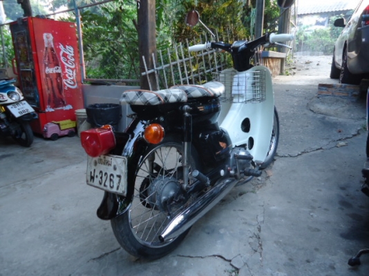 ขายรถ HONDA C70 พร้อมทะเบียนแท้ สภาพดี เครื่องคัสตอม สวยๆ ,มีระบบสตาร์ทมือด้วยนะครับราคา 16,000.- เชียงใหม่