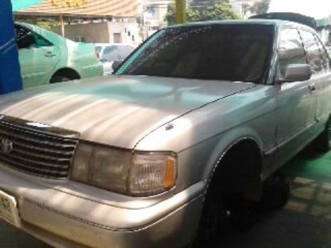 ขาย TOYOTA CROWN jzs133  LPG  พร้อมใช้งาน