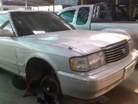 ขาย TOYOTA CROWN jzs133  LPG  พร้อมใช้งาน