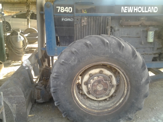 รถไถฟอร์ท นิวฮอนแลนด์ สองเพลา หกสูบ เล่มพร้อมค่ะ คุณทรรศนะ จ.ชลบุรี มัดจำมาเรียบร้อยแล้วจ๊ะ รถไถฟอร์ท นิวฮอนแลนด์ สองเพลา หกสูบ เล่มพร้อมค่ะ คุณทรรศนะ จ.ชลบุรี มัดจำมาเรียบร้อยแล้วจ๊ะ