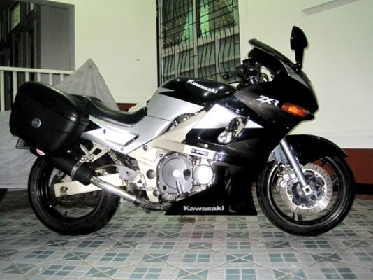 <<<<<<<< Kawasaki ZZR 400 touring >>>>>>>>>