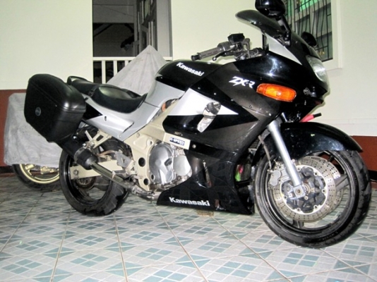 <<<<<<<< Kawasaki ZZR 400 touring >>>>>>>>>