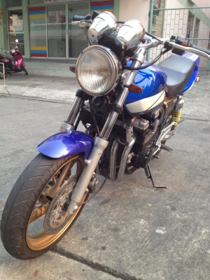 ขาย Yamaha xjr400cc.ด่วน......