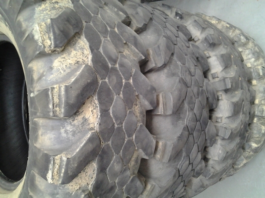 ขายยาง MUD 35 ครับ ลองเข้าดูก่อนรูปเยอะครับ