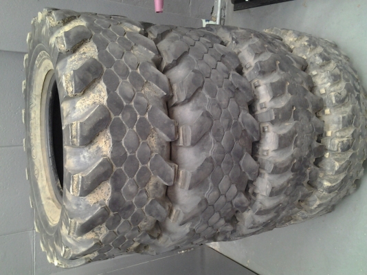 ขายยาง MUD 35 ครับ ลองเข้าดูก่อนรูปเยอะครับ