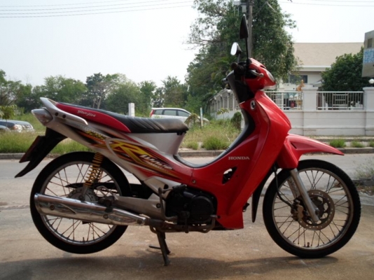 ขาย Wave 125 R กุญแจใหญ่ ภาษีไม่ขาดต่อ เครื่องเดิมๆแน่ๆ ราคา 17,000 ต่อรองได้