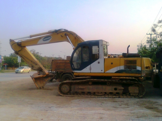 ขายด่วน..รถแบคโฮ SAMSUNG 210 LC-2 รถสวย แรงขุดดี ได้งานไว ช่วงล่างสวย เครื่องแรงจัด ประหยัดน้ำมัน สุดคุุุุุ้ม.