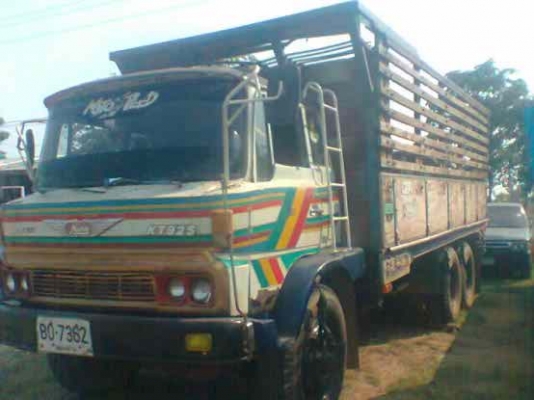 ขายรถ 10 ล้อ 1เพลา HINO  KT  925  เป็นรถล่องกะบะไม้ยางดีพร้อมใช้เอกสารพร้อม