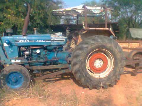 ขายรถไถ FODR  6600  T5 เล่มทะเบียน มีผาน 3  ผานดันให้