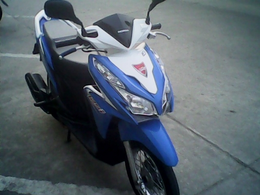 Click125 i ปี 2555รุ่นใหม่ล่าสุดขายถูกๆเพียง 34000 บาท(ลดได้) Click125 i ปี 2555รุ่นใหม่ล่าสุดขายถูกๆเพียง 34000 บาท(ลดได้)