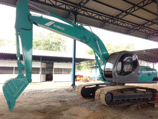 ขายรถแบคโฮ sk200-5 รถพร้อมใช้ ไฟฟ้าครบ ช่วงล่างเต็มๆ  ราคาต่อรองได้