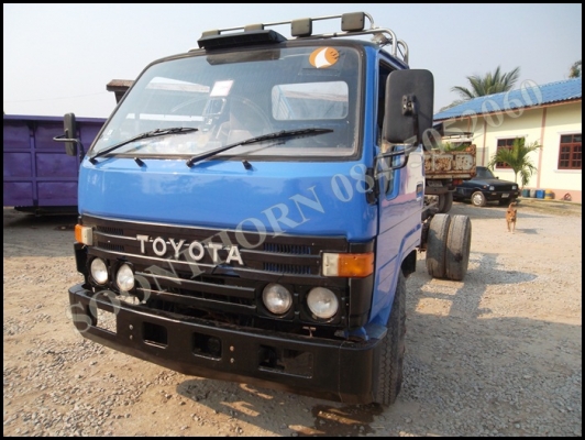ขายด่วน รถบรรทุก 6 ล้อ TOYOTA DINA BU87 115 แรง หัวคัซซี สภาพเดิมๆ ราคาสุดคุ้ม