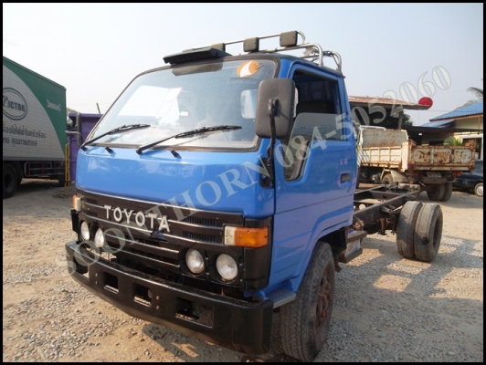 ขายด่วน รถบรรทุก 6 ล้อ TOYOTA DINA BU87 115 แรง หัวคัซซี สภาพเดิมๆ ราคาสุดคุ้ม