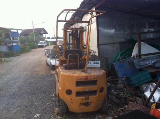 ขายฟอร์คลิฟต์ สวยๆ komatsu เครื่องดีมากๆ ขนาด 1 ตัน 100000 ถ้วนๆ ครับ 0819884773