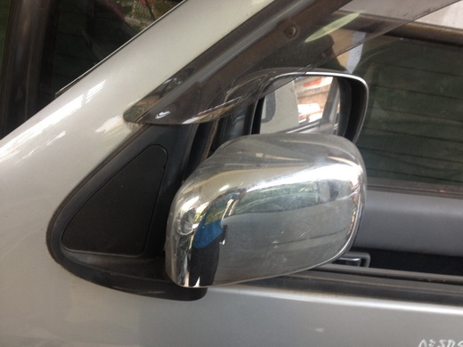 ขายชุดประตู รถตู้เล็กs230g ตัวtop 5บานครบๆ